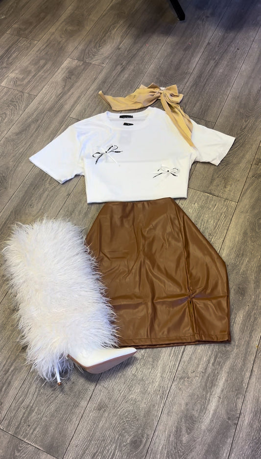 The Bow Tee Shirt (PLUS)