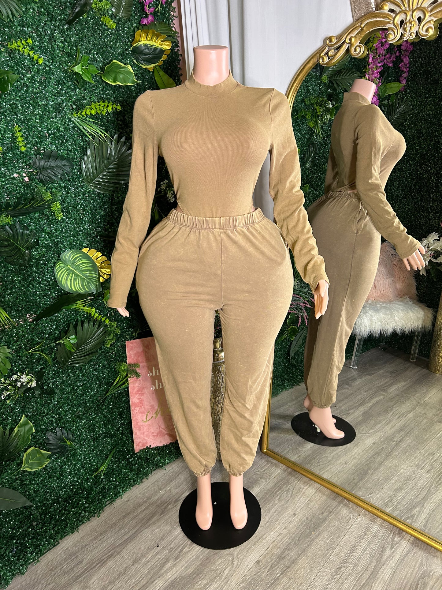 Real One 2pc Sweatsuit Set