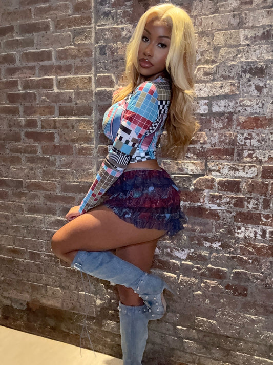 Thique Mesh Long-Sleeve Crop Top