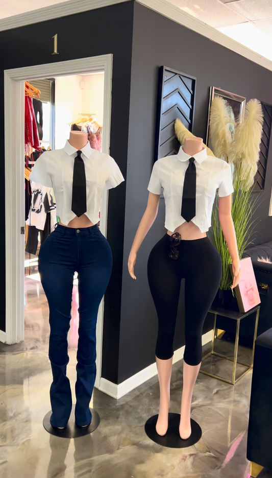 Lynon Short-Sleeve Button Down Top (Dettachable Tie)