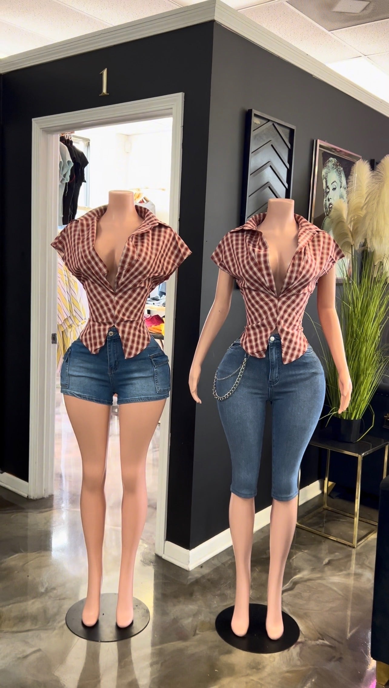 Ms. Dolly Top