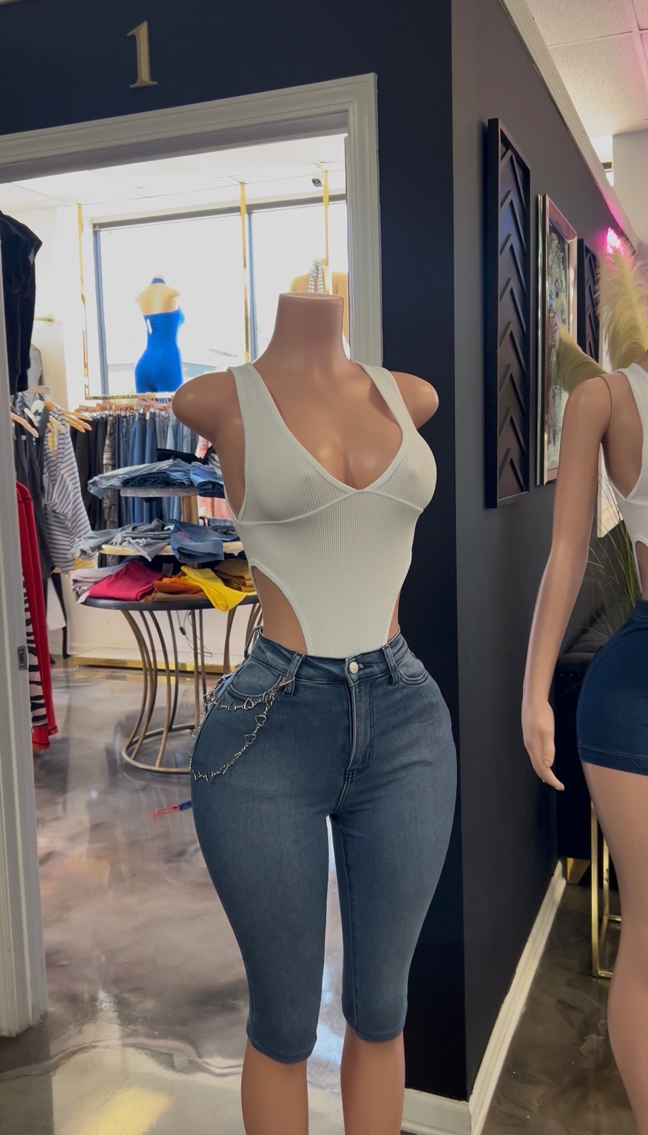 Kay Ribbed V-Neck Bodysuit