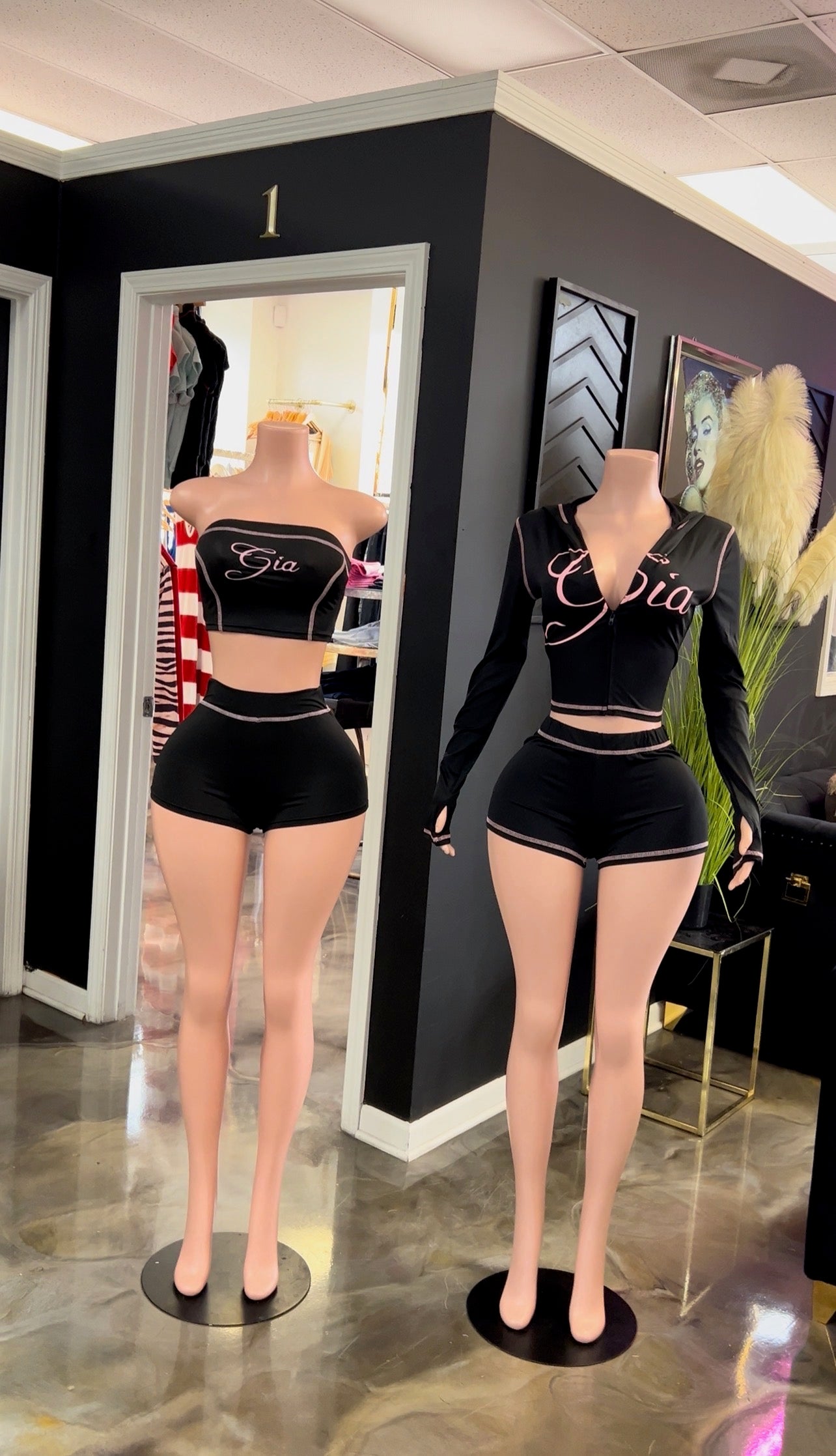 Pretty ‘N Paid Short Set