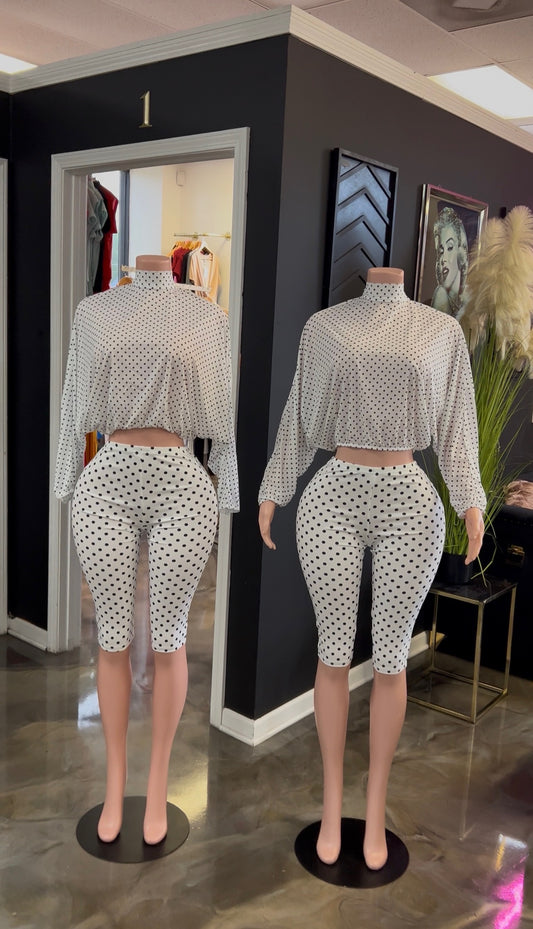 Eyes On Me Capri Set