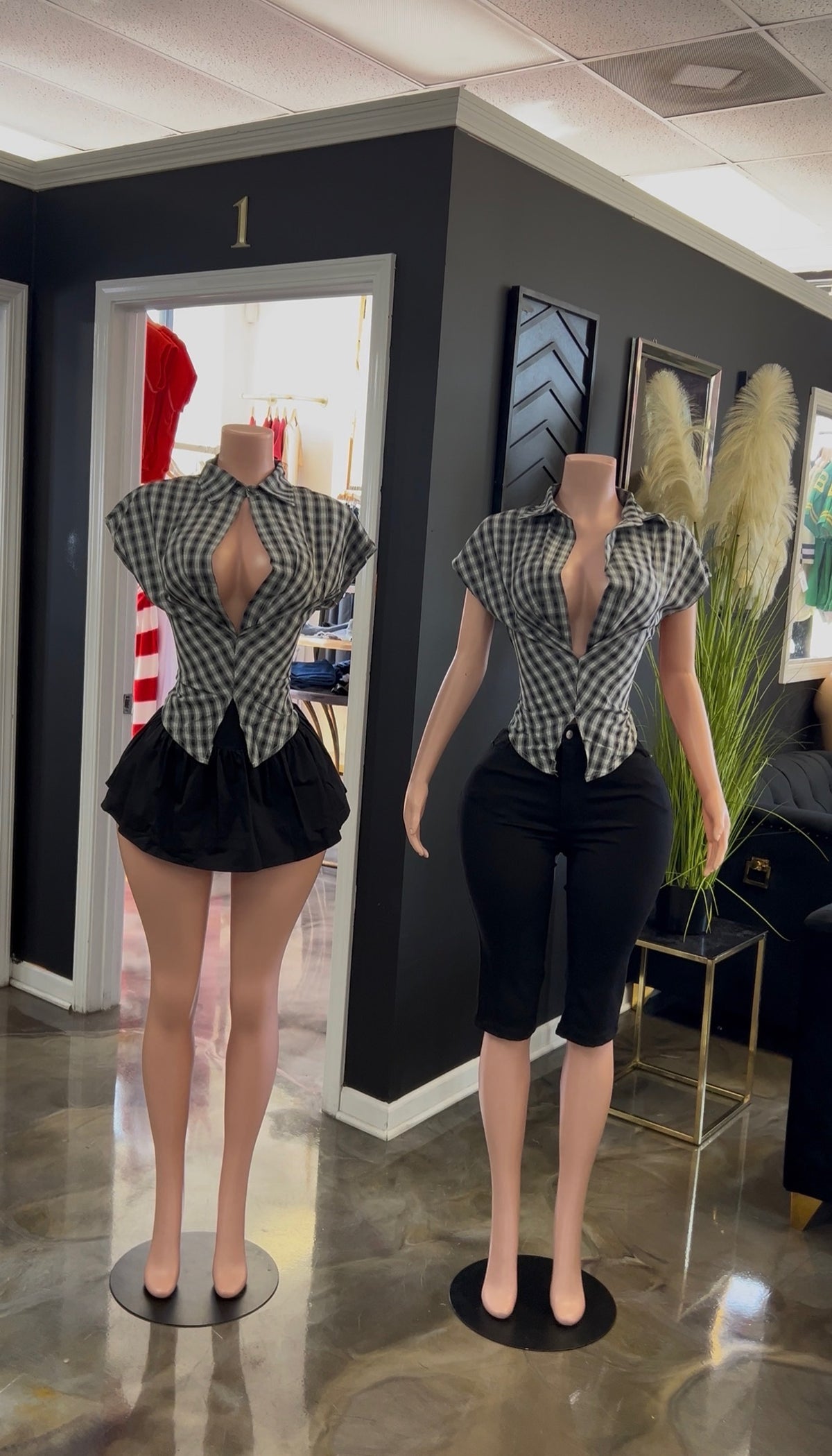 Ms. Dolly Top