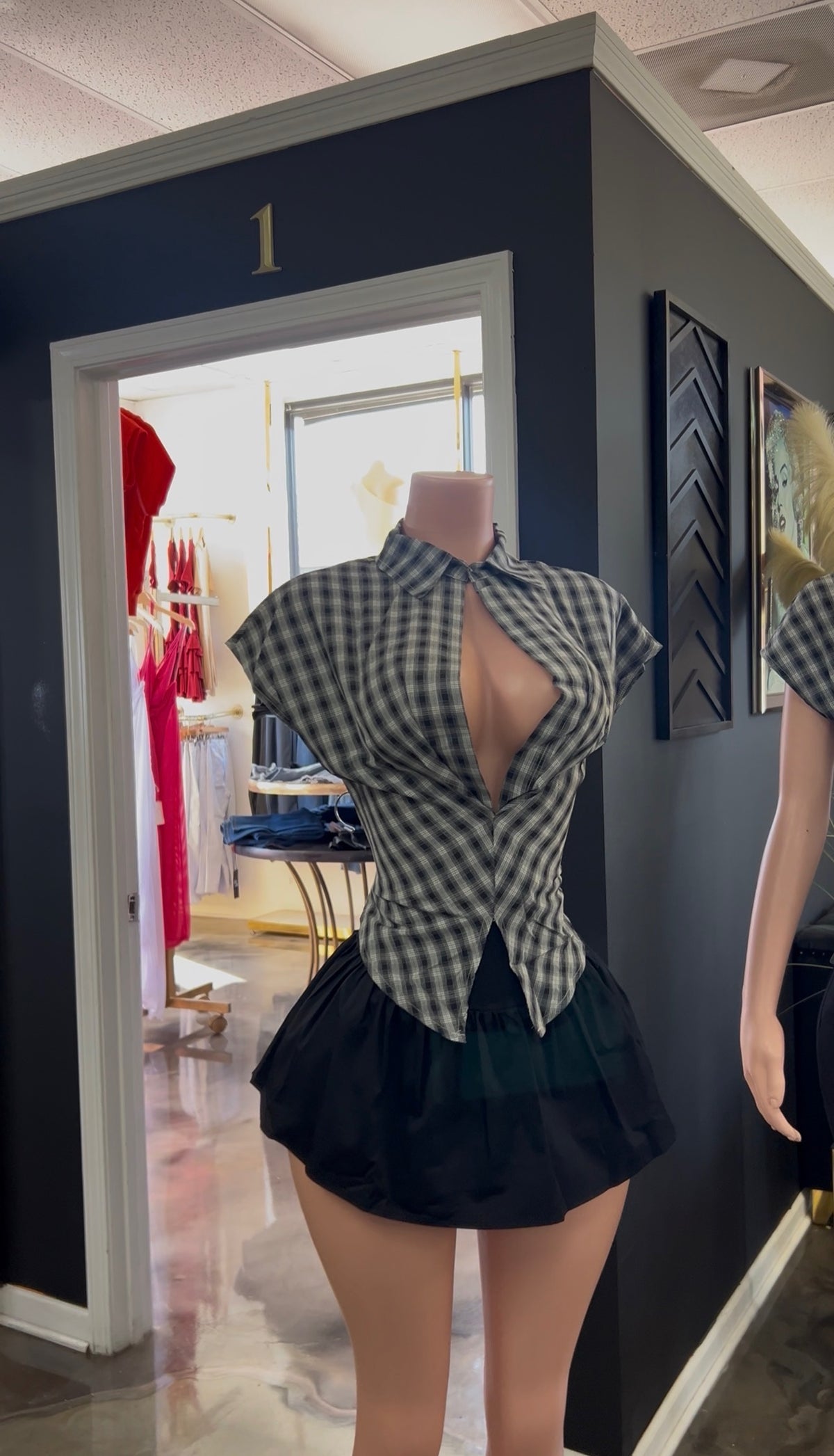 Ms. Dolly Top